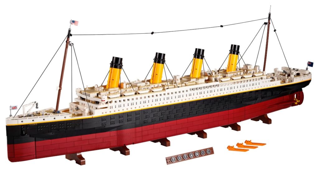 Biggest Lego Sets - Lego Titanic Set with 9090 Pieces