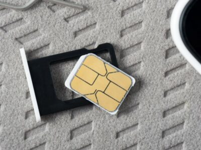 iPhone 15 Pro Might Remove Physical SIM tray